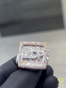 Anillo con inicial cuadrado helado personalizado con laboratorio VVS cultivado en oro rosa Chapado en plata 925 joyería ostentosa de Hip Hop - Product Image 5