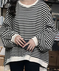 Fabricación de Sudaderas Extra Grandes Personalizadas, Sudadera de Cuello Redondo Estilo Hip Hop con Hombros Caídos, Ropa Urbana para Mujer - Product Image 4