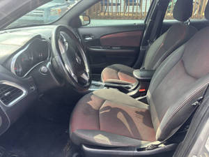 รถมือสองสภาพดี ปี 2011 ดอดจ์ เอว์เวอร์เจอร์ รุ่น He-at พวงมาลัยซ้าย - Product Image 2