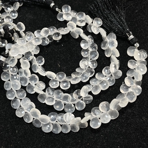 Wholesale 7MM White Calibrated Ice Quartz Faceted Heart Shape Briolette Beads Creative <b>Jewelry</b> Design with Stone Beads - Product Image 3