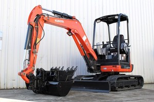 Used Kubotas KX033-4 Mini Excavators: Reliable 3-Ton Compact Excavator with Superior <b>Stability</b> and Power For Sale - Product Image 4