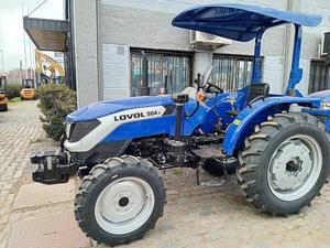 Neumáticos radiales agrícolas estándar usados para tractores utilitarios Lovol 504 4WD con transmisión por engranajes, en venta. - Product Image 5