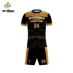 ชุดฟุตบอลแบบกำหนดเองขายส่ง ผ้าโพลีเอสเตอร์ 100% แห้งเร็ว พิมพ์ลายด้วยความร้อน ระบายอากาศได้ดี ชุดยูนิฟอร์มทีมฟุตบอลแบบเปล่า - Product Image 2