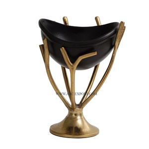 Brûleur d'encens rond poli noir brillant avec support en or de conception de fleurs Brûleur élégant de luxe fait à la main de qualité supérieure - Product Image 3