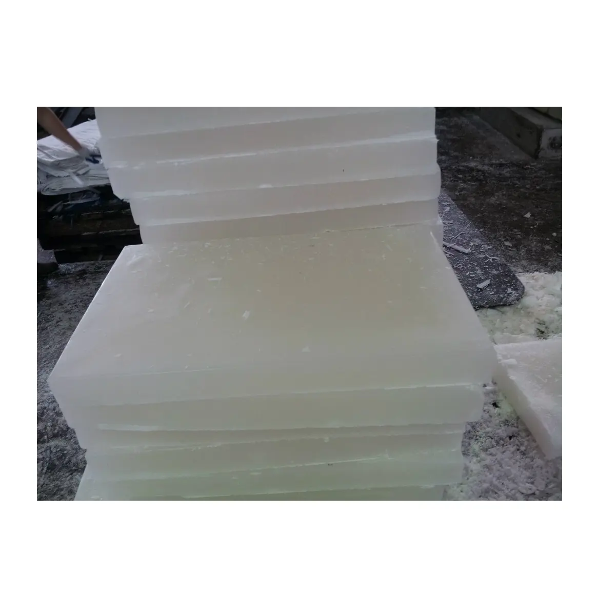 Factory direct sales 56-58 Fully Refined Clear Crude Candle Paraffin Wax