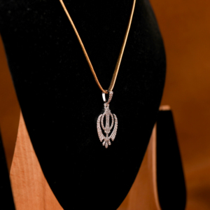 Colgante de Plata de Ley 925 con Forma de Logotipo de SIKH RELIGION Unisex, Diamante de Moissanita Redondo Pequeño para Todas las Ocasiones, Regalo - Product Image 4