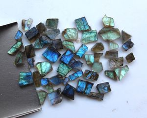 Venta al por mayor de ágata verde de piedra cruda tallada a mano forma natural losa para la decoración del hogar y la fabricación de joyas - Product Image 4