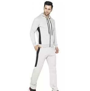 Trajes Deportivos Personalizados al por Mayor para Hombre, Traje de Jogging Transpirable Personalizado para Hombre a Bajo Precio - Product Image 3