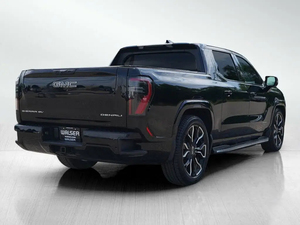 GMC Sierra EV 2025 Usada en Muy Buen Estado - Product Image 2