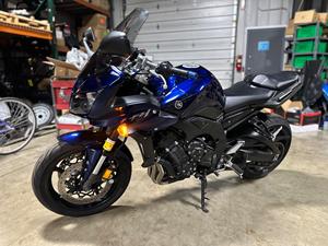 Motocicleta deportiva Yamaha 2025 de alta calidad, motocicletas de gas Premium de alto rendimiento con oferta de descuento exclusivo - Product Image 4