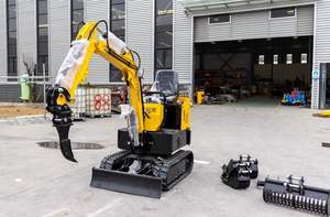 Envío Gratis: Mini Excavadora Alemana Autopropulsada con Motor de Gasolina, Digital, de 1-6 Toneladas, con Accesorios en Oferta - Product Image 4