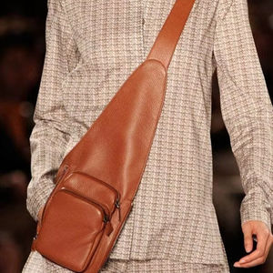 Bolso bandolera de cuero Elvren Nomadic Craft - Product Image 1