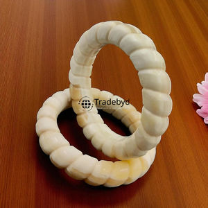 Brazalete con Incrustaciones de Hueso, Joyería de Moda Hecha a Mano de Primera Calidad, Artesanía Elegante con Engaste de Bisel para Regalo Unisex por Tradebyd - Product Image 5