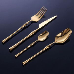 Ensemble de couverts en métal de haute qualité, conçu pour les cuisines de luxe, les restaurants, les hôtels, les maisons, pour une présentation élégante des aliments - Product Image 2