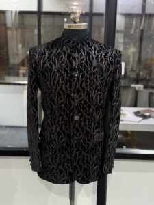 Elegante Sherwani Negro para Hombre, Corte Entallado, Largo hasta la Rodilla, Traje de Boda Estilo India/Pakistán, para Todas las Temporadas, Sin Arrugas - Product Image 4