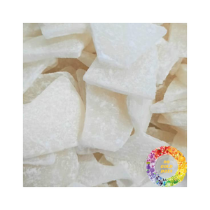 Viande de noix de coco séchée en gros Délicieux bonbons à la noix de coco Snack à la noix de coco Qualité supérieure Exportation en vrac et approvisionnement en gros - Product Image 2