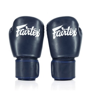Gants de boxe sur mesure de qualité supérieure, gants de compétition professionnels Fairtex, logo personnalisé, design confortable et durable - Product Image 1