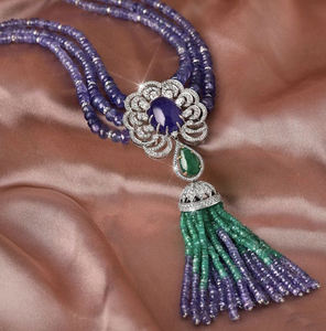 Conjunto de collar de plata chapado en oro hecho a mano de lujo de 24 quilates-moderno y elegante para el uso diario - Product Image 1