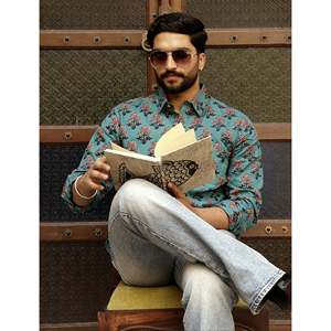Chemise en coton à imprimé floral bleu marine pour homme, tissu popeline 100% tissé, manches longues, taille 6XL pour la saison d'automne - Product Image 3