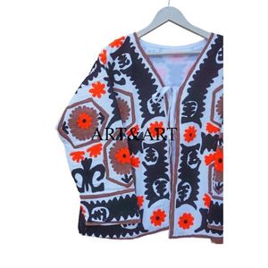 Última Colección, Alta Calidad, Ecológico, Hecho a Mano, Bordado Suzani con Detalle de Botones, 100% Algodón, Acolchado, Tejido, Transpirable - Product Image 3