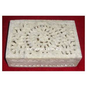 Forma Rectangular de regalos de joyería Caja de tallado de esteatita Hermosa Floral tallada brillante Personalizar diseñado para usos Joyero - Product Image 1