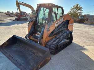 2021 pour chargeuse-pelleteuse diesel TV450B avec moteur FPT à haut rendement à vendre - Product Image 2