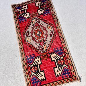 1.6x3.2 ft Rug, Turkish Vintage Rug, <b>Red</b> Blue Southwestern <b>Wool</b> Rug - Product Image 2