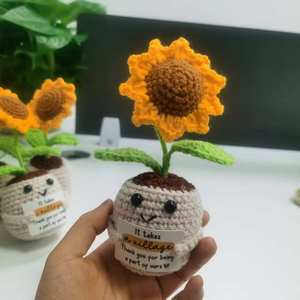Ornements de plantes en pot en crochet Tournesol Amour, Artisanat textile fait main, Artisanat de tissu personnalisé, Cadeau en gros pour le soutien émotionnel - Product Image 5