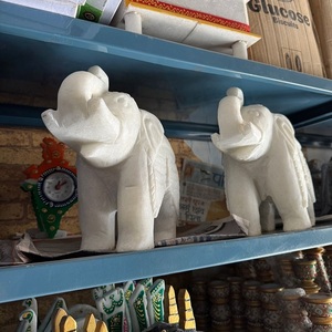 Estatua de elefante blanco de alta tendencia, talla de cristal, artesanía popular, venta directa de proveedor indio - Product Image 1
