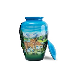 Urna de cremación de ciervo de pastoreo para adultos | Urna conmemorativa de cenizas humanas para adultos, entierro, urnas de cremación funeraria | 200 pulgadas cúbicas (Grande) - Product Image 1