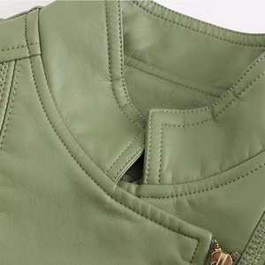 Veste de motard pour femmes, tissu doux, coupe confortable, vêtement d'extérieur élégant pour le streetwear, les voyages et les tenues décontractées de tous les jours - Product Image 5