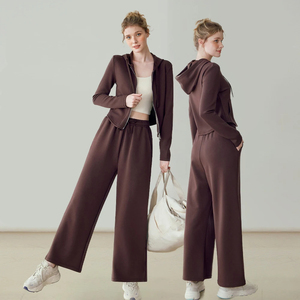 Pulls en coton personnalisés en gros avec logo, pulls d'hiver pour femmes, col rond ample et manches longues en couleur unie - Product Image 4