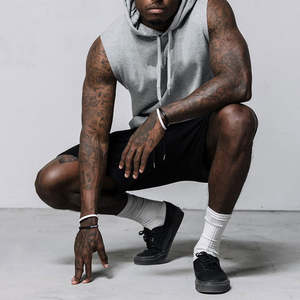 Débardeur de sport pour homme haut de gamme, design personnalisé, respirant, tricoté 100% coton, idéal pour la gym et la course à pied - Product Image 4