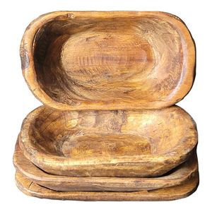 Cuenco de madera multiusos utilizado para almacenar pan, frutas o flores secas en un entorno rural. - Product Image 3