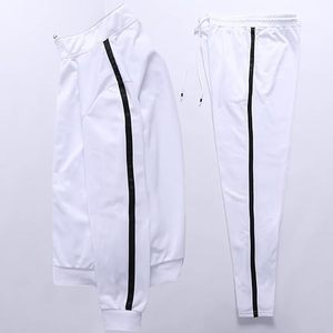 Custom Printed Breathable Windproof Quick Dry Lightweight Unisex Eco-Friendly Heat-Transfer 100% Polyester Training Tracksuits - Product Image 2