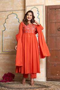 Traje Anarkali tradicional para mujer indio Punjabi pakistaní bordado Shalwar Kameez para boda fiesta festiva Diwali étnico - Product Image 6
