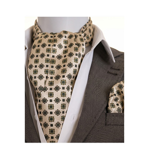 Conjunto de Accesorios de Satén con Diseño Paisley Marrón sobre Beige para Hombre: Bufanda, Chal, Corbata Ascot y Pañuelo para Novio - Product Image 2
