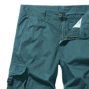 Vente en gros de shorts cargo respirants de luxe de qualité supérieure pour hommes, vêtements décontractés personnalisés avec motif solide pour l'extérieur - Product Image 3