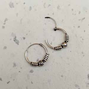 Pendientes de aro de Plata de Ley 925 bohemios Diseño tribal artesanal hecho a mano para ocasiones de fiesta - Product Image 3