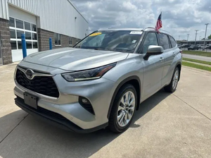 รถยนต์มือสอง ปี 2019 รุ่น Highlander SUV สีขาว 7 ที่นั่ง เกียร์อัตโนมัติ ระบบขับเคลื่อนสี่ล้อ ไฟหน้า LED เบาะหนัง ยาง R20 - Product Image 6