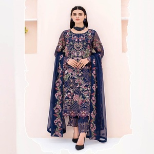 Salwar Kameez de luxe de haute qualité, style pakistanais, pour occasions spéciales, en chiffon, avec broderies lourdes, costumes Sharara pour mariage - Product Image 3