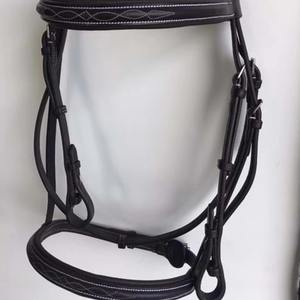 Cabestro para Caballo Ajustable, Diseño Resistente para Entrenamiento, Manejo, Control en Establos y Cuidado Ecuestre Diario - Product Image 5