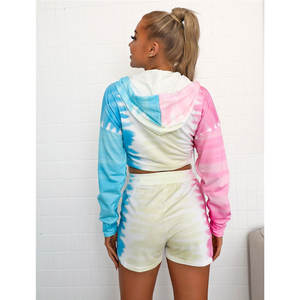 Ensemble deux pièces tie-dye pour femmes, haut et short avec logo personnalisé, tenue estivale tendance de haute qualité - Product Image 5
