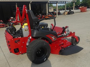 Cortadora de Césped Ferris 5902145 ISX3300 de 72 Pulgadas, 40 HP, VAN EFI, Autopropulsada, Caja Recolectora de Césped de 100 L, 1 Año de Garantía, con Suspensión Completa - Product Image 3