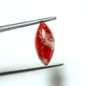 Cabochon de pierres précieuses en forme de marquise en Labradorite rouge naturelle - Product Image 1