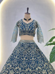 Lehenga Choli Popular de Tela de Red con Mariposas en 3 Colores, Bordado Intenso y Lentejuelas, Ligero, para Novia o Dama de Honor - Product Image 4