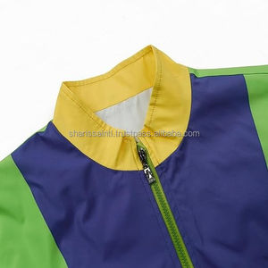 Survêtements en nylon 100% avec techniques de teinture unie, conçus pour être des ensembles de vêtements de sport confortables et élégants - Product Image 6