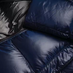 Chaqueta Acolchada Personalizable para Hombre, Tejido Suave y Cómodo de Alta Calidad, Manga Larga, Duradera, Producción en Fábrica de Pakistán - Product Image 5