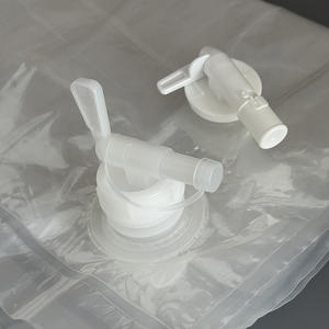 Bolsa de Agua Aséptica Transparente de 10L y 20 Litros con Grifo y Válvula para Envasado de Jugos y Lácteos - Product Image 3