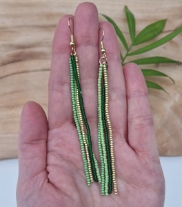 Boucles d'oreilles artisanales personnalisées en perles, longues boucles d'oreilles pendantes, boucles d'oreilles en perles de rocaille - Product Image 3